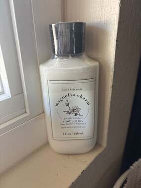 Bath & Body Works Magnolia Charm Body Lotion 8 fl oz